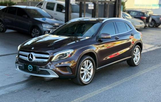 MERCEDES-BENZ GLA 200 1.6 CGI ADVANCE 16V TURBO FLEX 4P AUTOMÁTICO MERCEDES-BENZ GLA 200 1.6 CGI ADVANCE 16V TURBO FLEX 4P AUTOMÁTICO